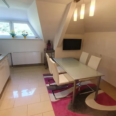Apartman Lakeside Hills